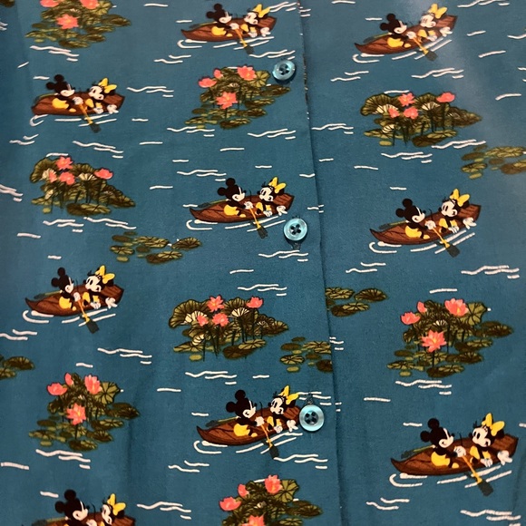 Disney Mickey & Minnie Summer Top 🌊💙 - Picture 3 of 3